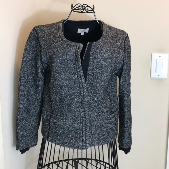 Ann Taylor Loft Gray 2-Snap Button Blazer Size 8 - Picture 1 of 8